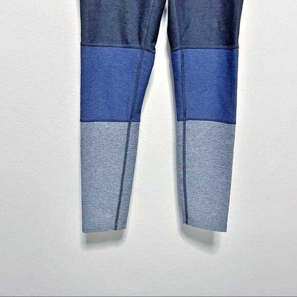 Outdoor Voices Spring 7/8 Black/Navy/Graphite Leggings - Picture 5 of 9